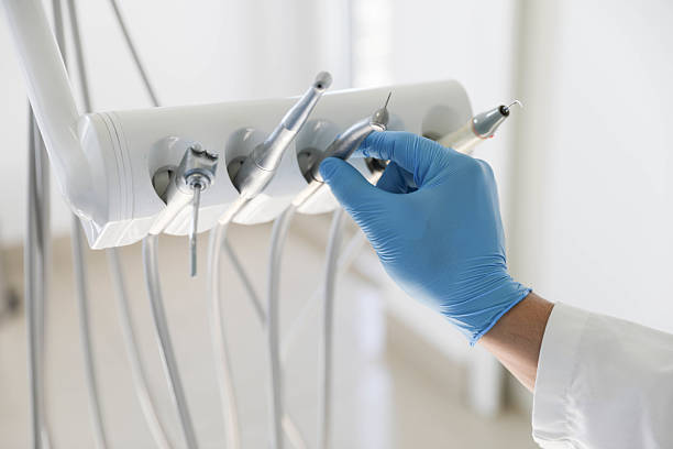 Professional Tooth Extraction technician working in Clemson University, SC